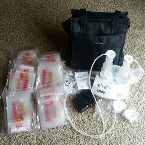 FLASH SALE! Ameda pump including 250+ bags