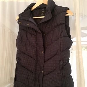 GAP WOMENS NAVY/WHITE POLLS DOT PUFFER BEST
