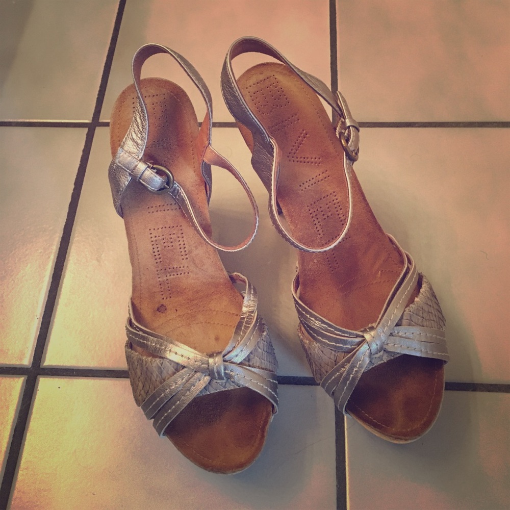 Biviel high heel pewter Sandal size 8