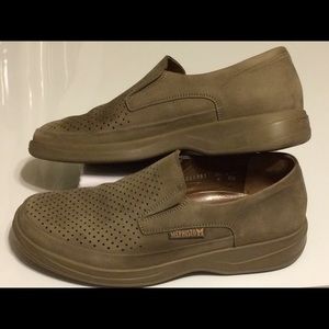 MEPHISTO Men's Sz 8 Tan Suede  Loafers Casual Shoe