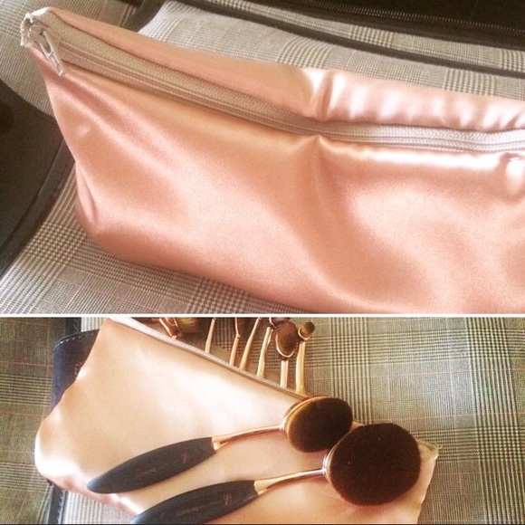 Rose Gold Satin Make Up Bag - Picture 1 of 2