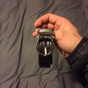 Men's 40 montblanc reversible dress belt.