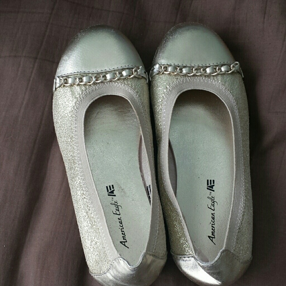 Girls gold flats