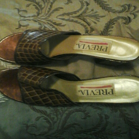 Shoes - Picture 4 of 4