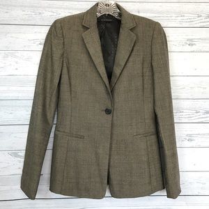 Elie Tahari Single Button Blazer