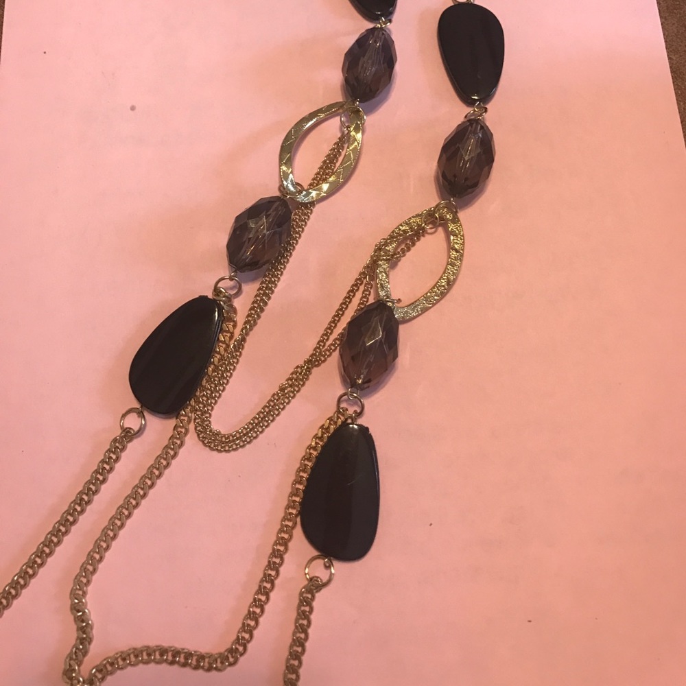 Multi chain necklace with large beads