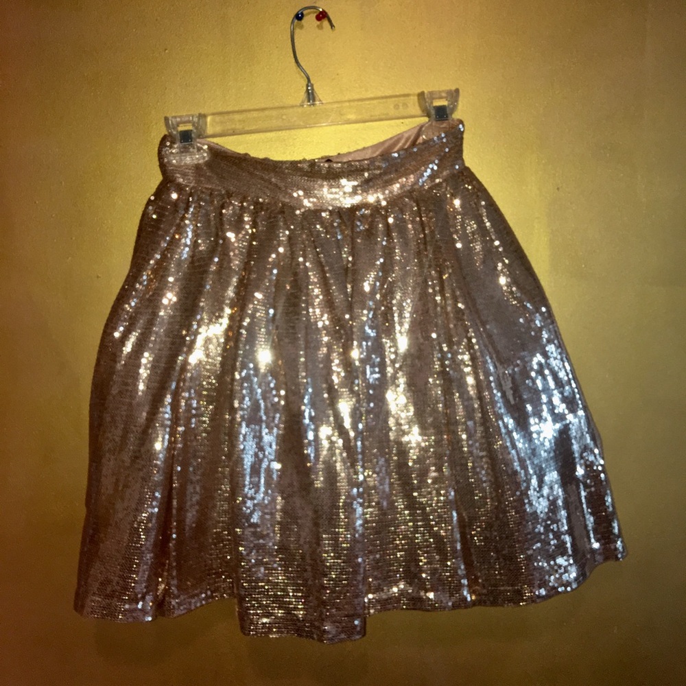 Bebe Sequin Skirt (Negotiable )