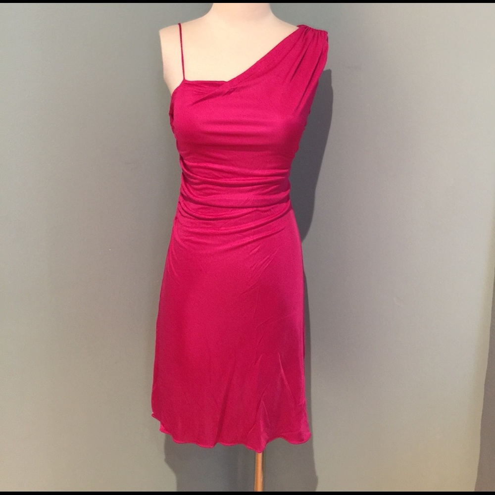 Patrizia Pepe fuscia asymmetrical dress. Size 0