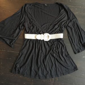 Express Top w/attached belt in front