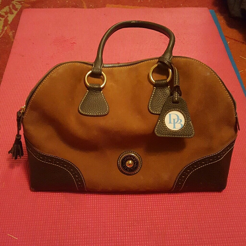 Dooney And Bourke Purse