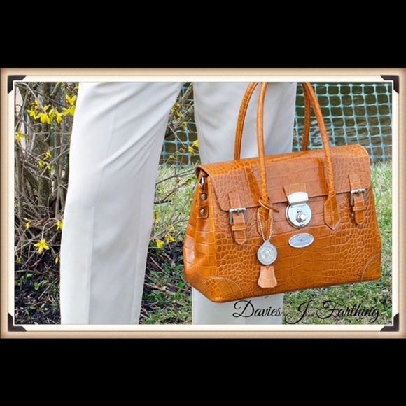 Davies J. Farthing Crocodile Bag Made in Italy - Picture 1 of 3