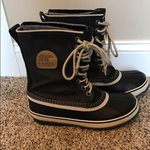 Brand new Sorel boots, size 8.5.