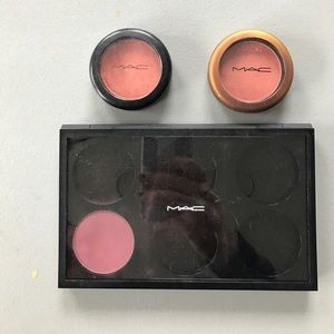 Group of MAC Blushes and Holder