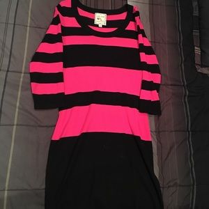 PINK ROSE SWEATER DRESS