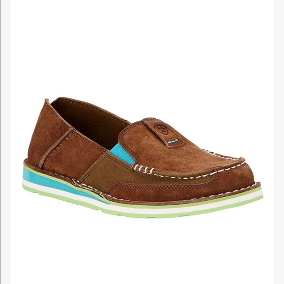 ariat cruisers sale