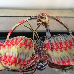 Pilyq Swim - Pily q swim suit small bottom medium top. Pilyq Swim - Pily q swim suit small bottom medium top.