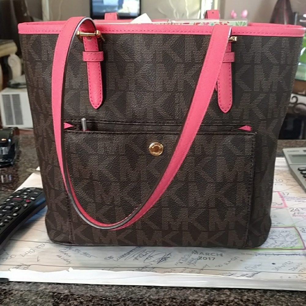 Authentic Michael kors purse