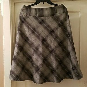 Ladies skirt