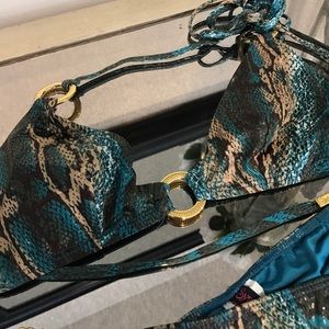 Swim - swim suit small bottom medium top. Swim - swim suit small bottom medium top.