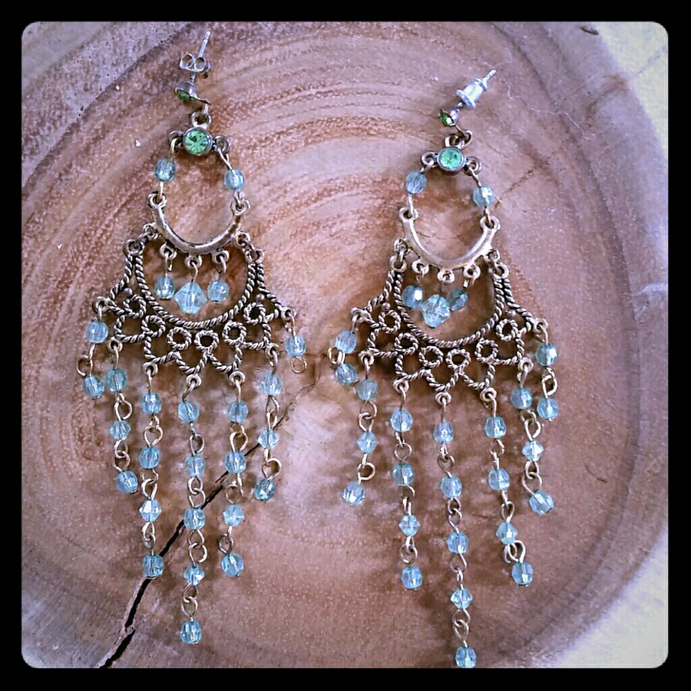 Chandelier earrings