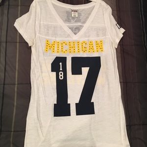 VS PINK MICHIGAN TEE