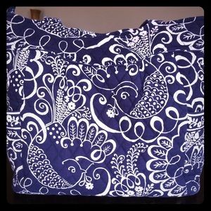 Vera Bradley Tote in Twirly Birds Navy