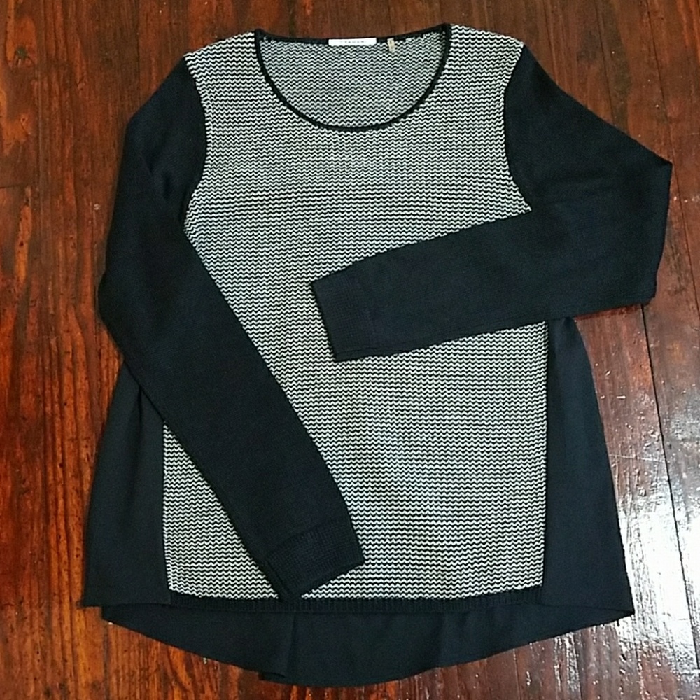 Tahari Sweater