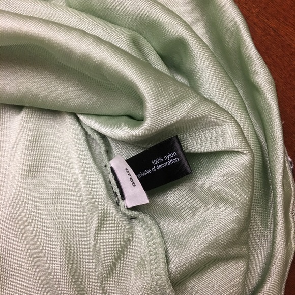 💋The Limited sequins top🥂 - Picture 6 of 7