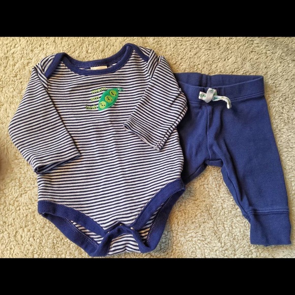 Gymboree Other - Gymboree Baby Boy Newborn Essentials Peapod set