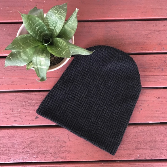 H&M Accessories - H&M waffle beanie
