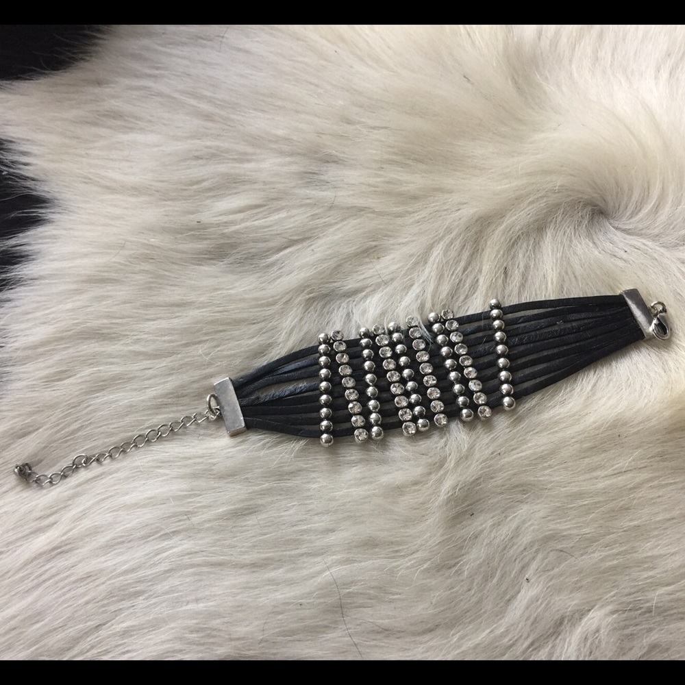 Leather and rhinestone slide bar bracelet! - Picture 3 of 4