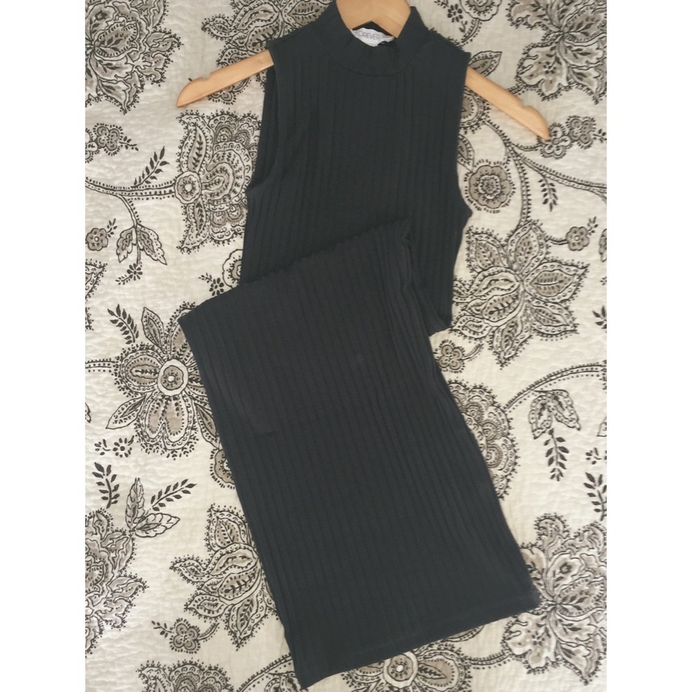 Ribbed bodycon dress