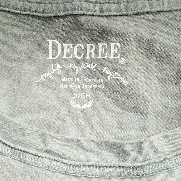 Decree t-shirt - Picture 3 of 5