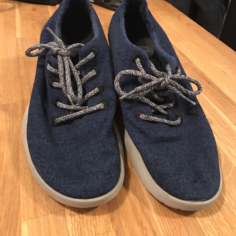 Allbirds Blue 100% merino wool shoes size 11