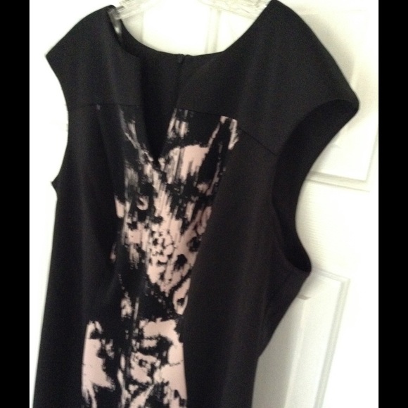 NWOT Plus Size Cap Sleeve Splatter Dress - Picture 3 of 5