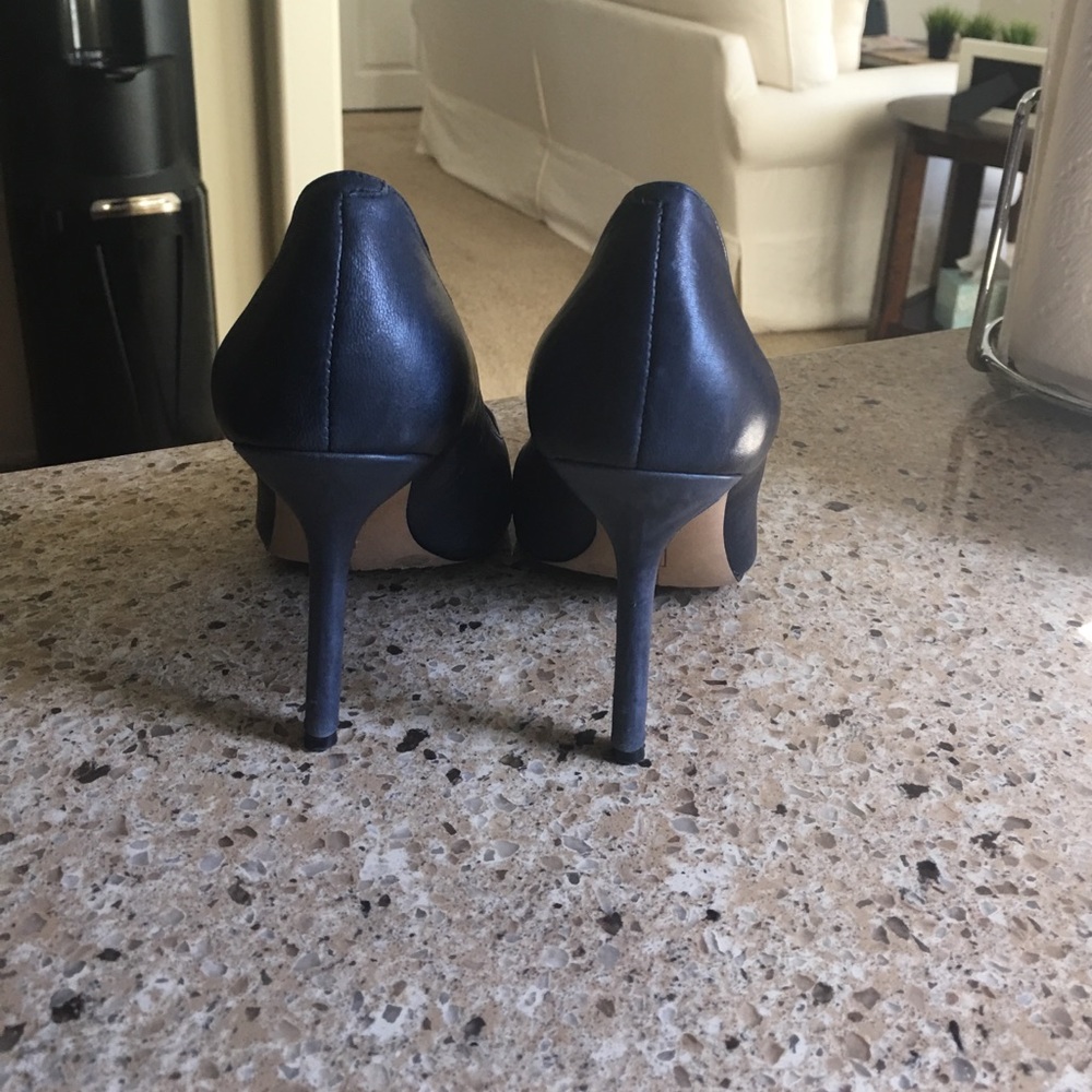 Shoes - Picture 2 of 3