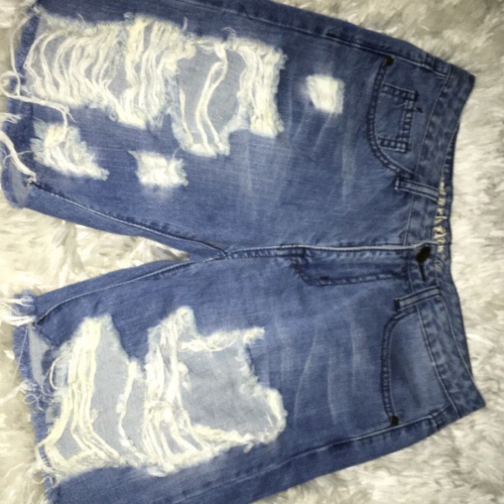 Distressed shorts
