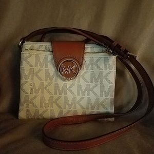 Michael Kors crossbody
