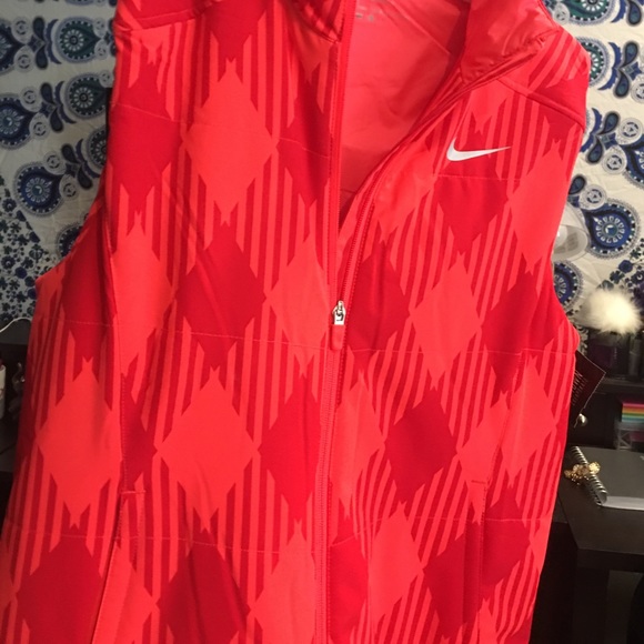 Never worn. Perfect condition. - Picture 3 of 3