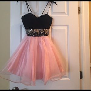 Teen size 6 strapless party dress