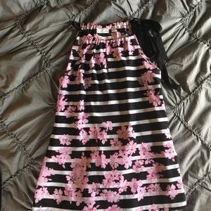 Floral sleeveless top