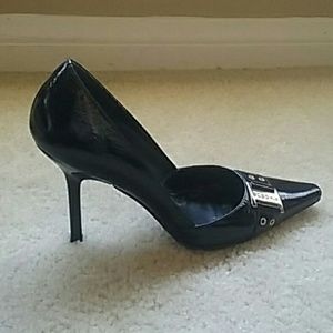 BCBG heels size 6