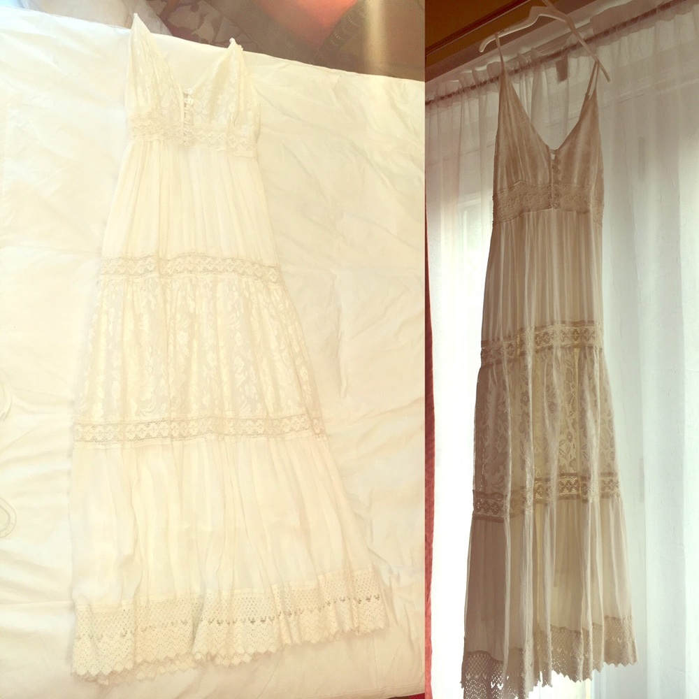 White lace maxi dress