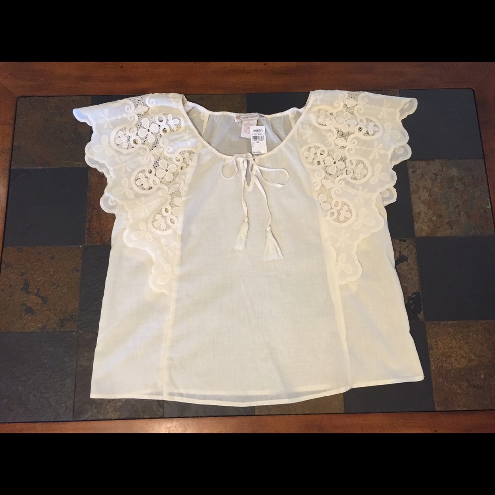 Flying Tomato Women's Size M Top