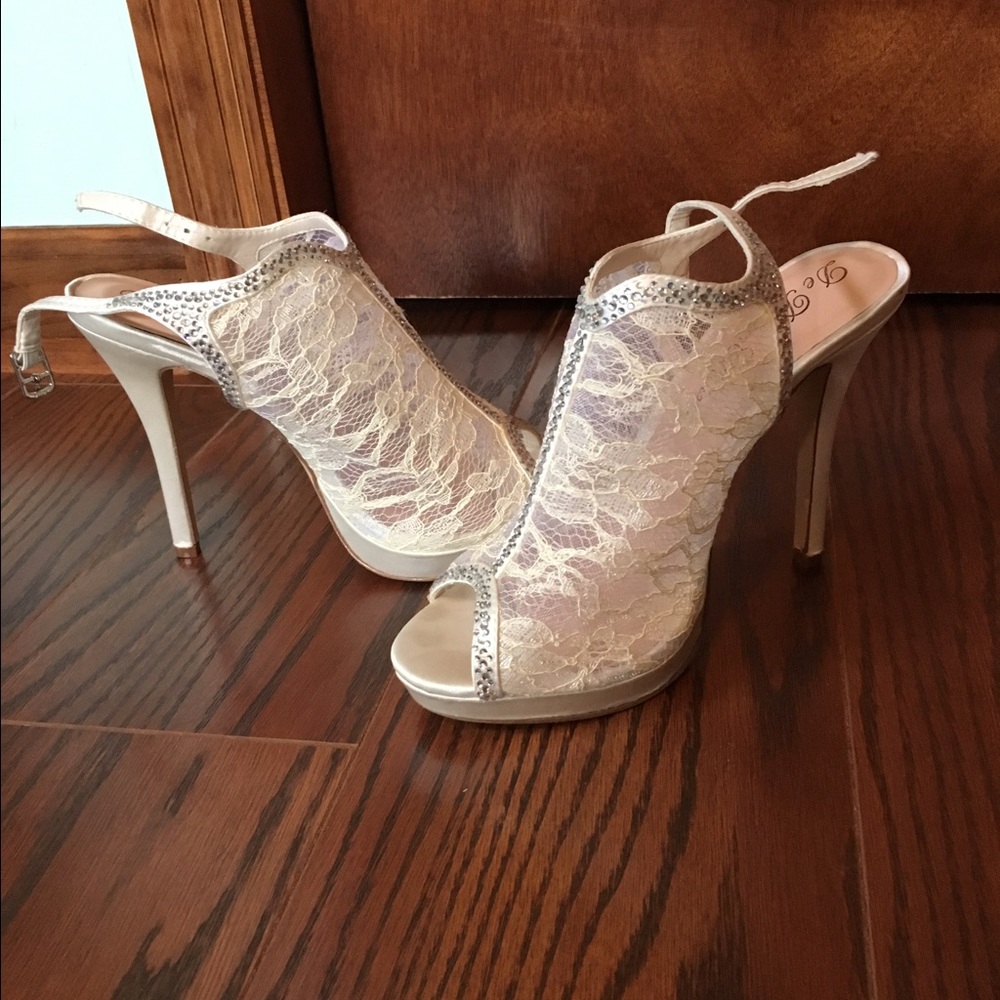 De Blossom Collections heels