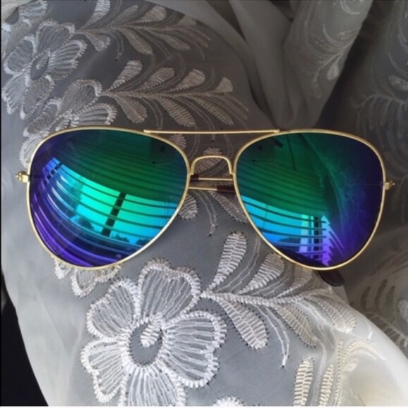 ☀️NEW☀️Peacock Colors Mirror Aviators - Picture 4 of 4
