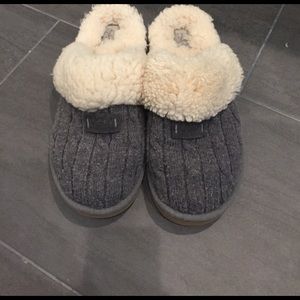 Cableknit Ugg Slippers