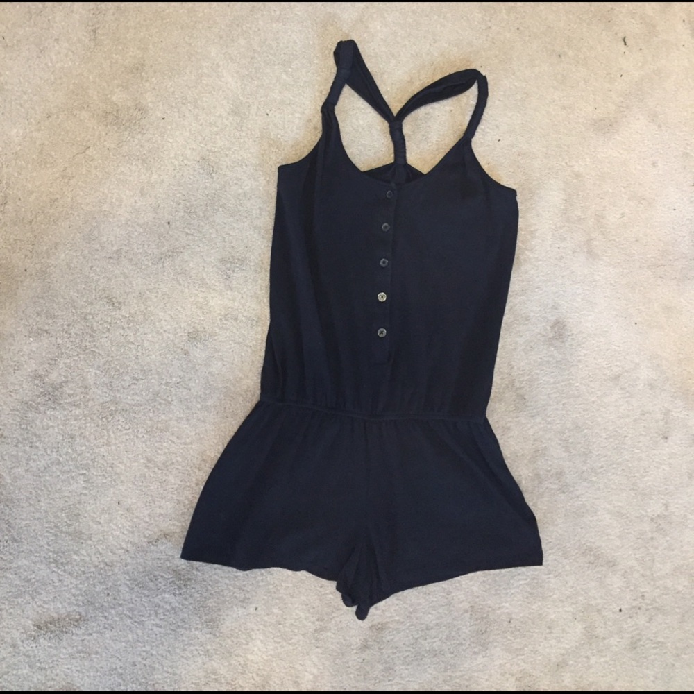 Casual black romper