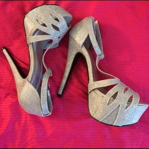 Sparkly 6 inch high heels