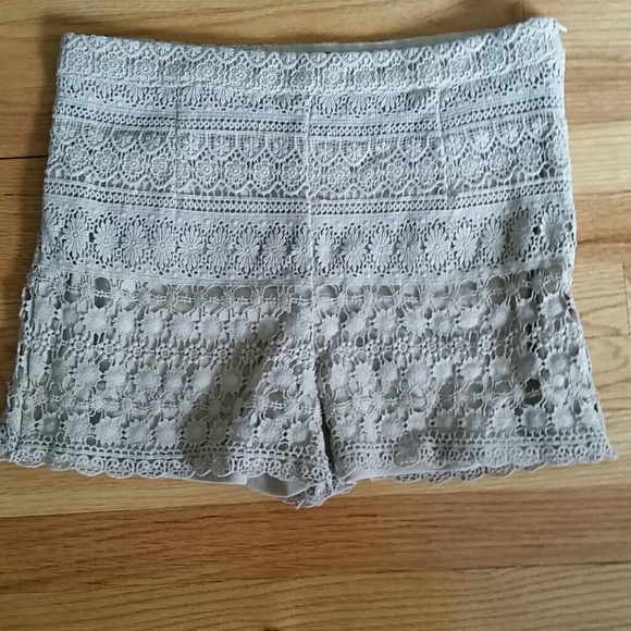 Forever 21 crochet shorts - Picture 1 of 2